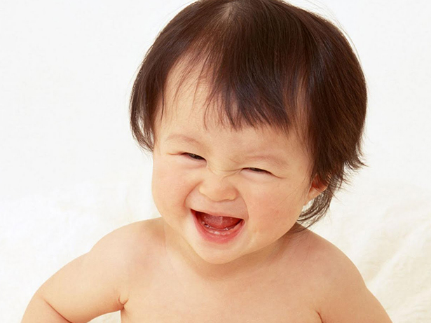 Funny laughing babies video